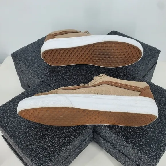 Vans Off The Wall Shoes Low Top Canvas Khaki Tan Brown Men 8 Women 9.5 Sneakers