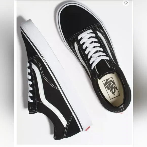 VANS | Old Skool Black &amp; White Sneakers | Mens 6.5/Womens 8/EUR 38.5