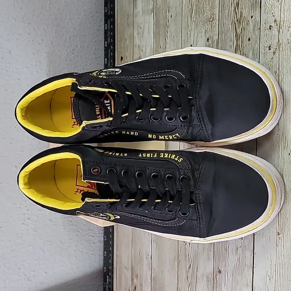 VANS Old Skool Cobra Kai Black Low Skate Shoes‎ Canvas Men's 6.5 Women's 8