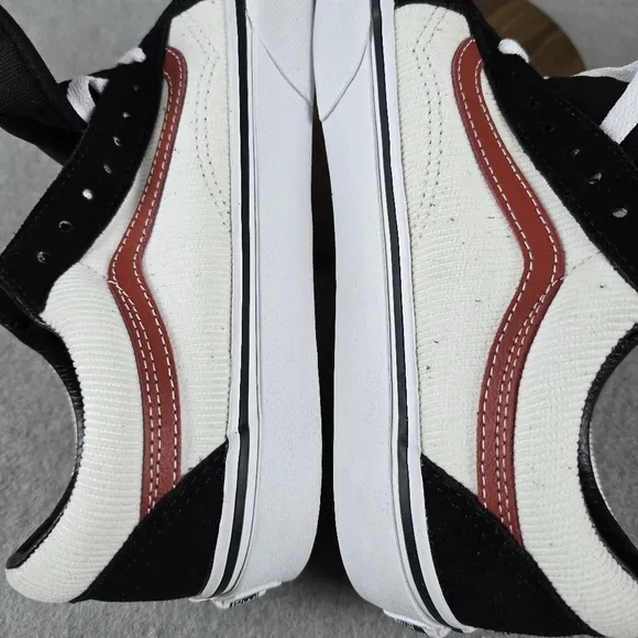 Vans Old Skool mini cord men's  7 women's 8.5 new shoes new no Box sneakers