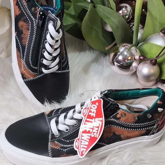 Vans Old Skool Tapered Tartan Daze sneakers in black/red women7.5 New