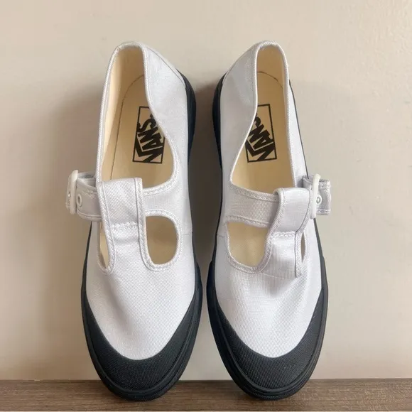 Vans Style 93 Mary Jane Coated Canvas Unisex Shoe Size 6 / 7.5 #242747