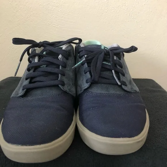 Vans Suede and Canvas Ankle Support Lace Up Shoes