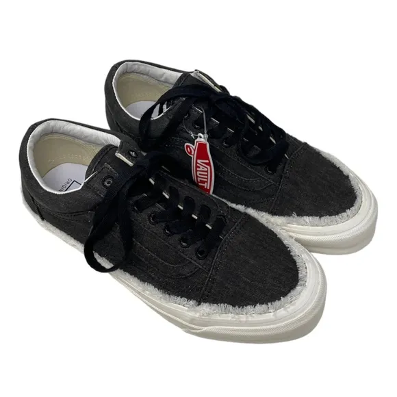 VANS Vault OG Old Skool LX Women's Shoes Canvas Raw Edge Black Skate VN0A5FBEBLK