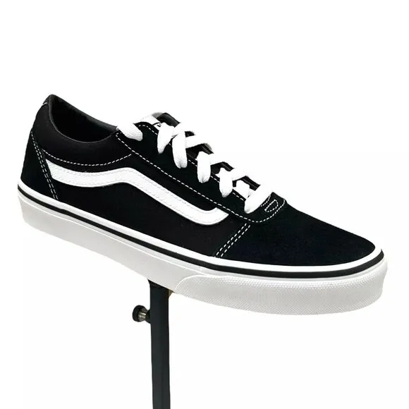 Vans Ward Youth Boy's/Girl's Canvas Casual Sneaker Size 5 Black Low Top Shoes
