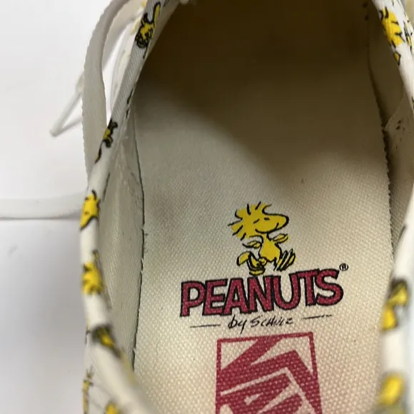 VANS x Peanuts Woodstock Size 10.5 Mens Bone/ Yellow Print Canvas Sneakers