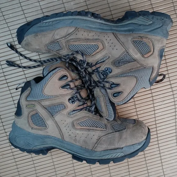 Vasque Breeze XCR Mens Boots Size 13 Brown 7466 GoreTex insulated. Waterproof Tr