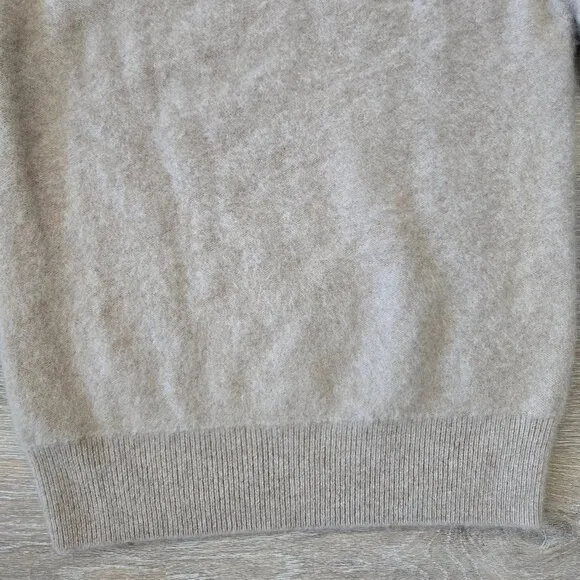Vince 100% Cashmere V-Neck Pullover Sweater – XXS – New Without Tags