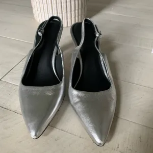 Vince Elegant Silver Women's Slingback Shoes