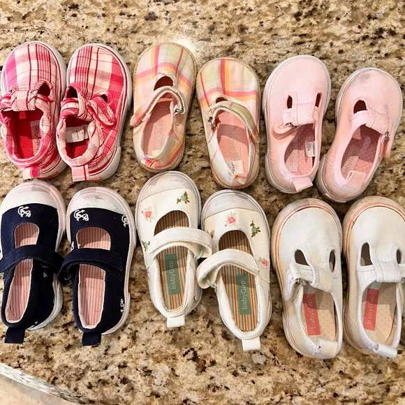 VINTAGE BABY GAP CANVAS sneakers Toddler size 6