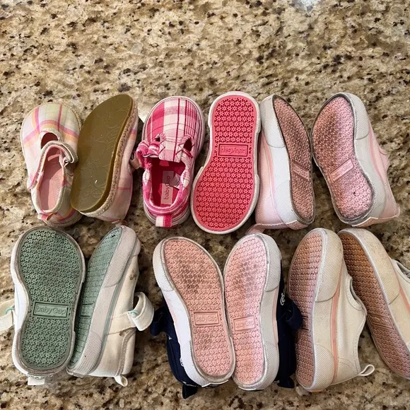 VINTAGE BABY GAP CANVAS sneakers Toddler size 6