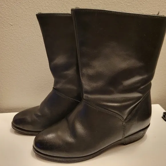 Vintage Blondo Sherpa Lined Leather Boots