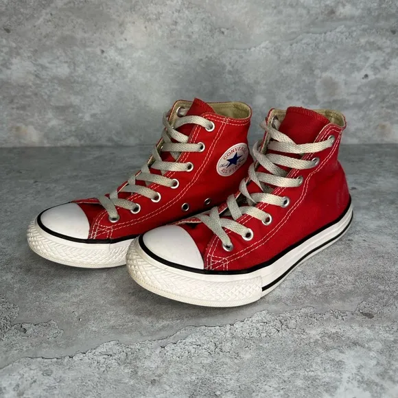 Vintage Converse All Star Chuck Taylor - Red - 2Y kids Rare