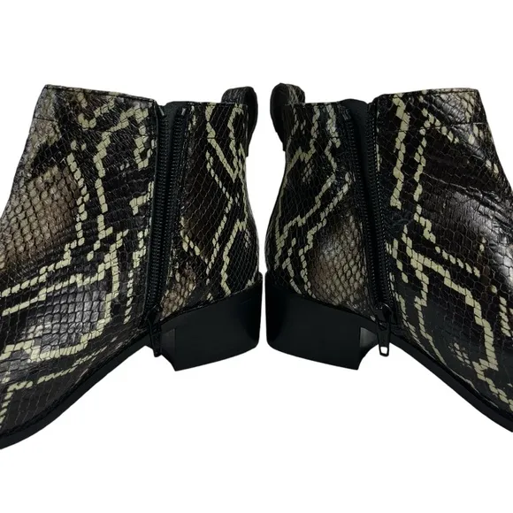 Vionic Clara Boa‎ Snake-Embossed Leather Heels Ankle Booties Womens Size 7