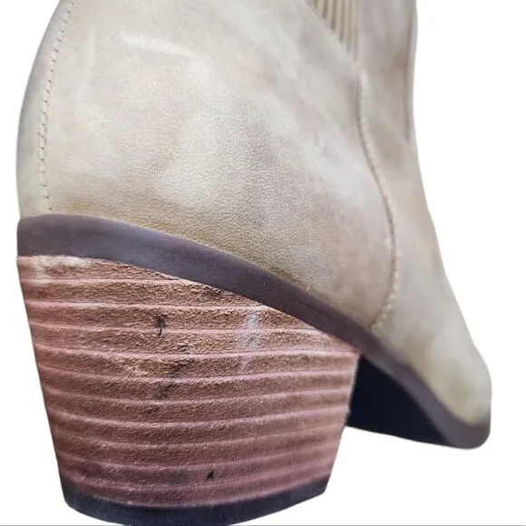 Vionic Shantelle waterproof tan ankle boots 9.5