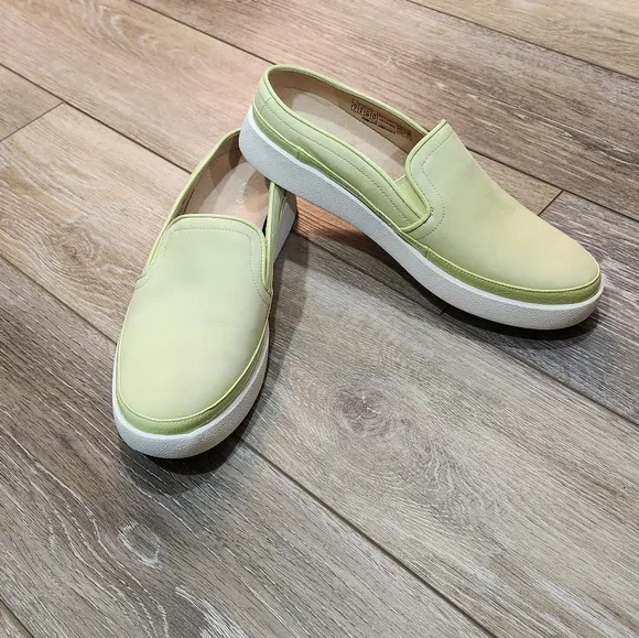 Vionic Womens Essence Effortless Backless slide Sneakers Pale Lime Green 7 mule