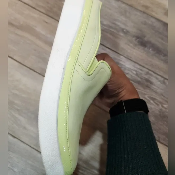 Vionic Womens Essence Effortless Backless slide Sneakers Pale Lime Green 7 mule