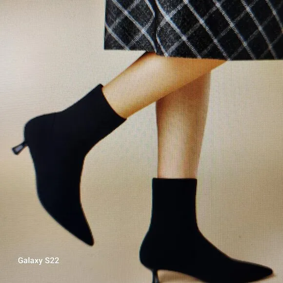 Vivaia Black &quot;Sophia&quot; Jacquard stretch boots. NIB. Size: various