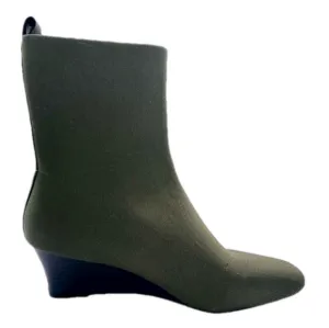 Vivaia Micaela Square-Toe Water-repellent Zipper Boots Size 41.5/10