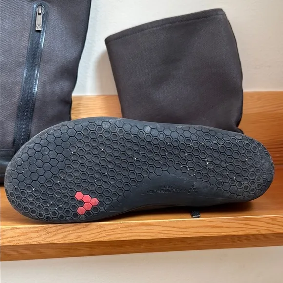 Vivobarefoot 9 Black and Grey minimalist barefoot insulated leather tall boots