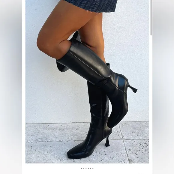 White Fox Johnson Knee High Boots Black in Size 8