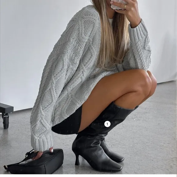 White Fox Johnson Knee High Boots Black in Size 8