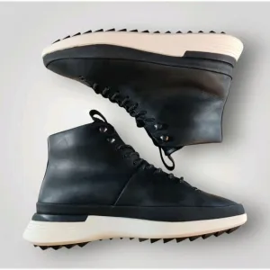Wolf &amp; Shepherd Crossover Hiker Winterized Mens 8.5 Black Leather Boots * Clean.