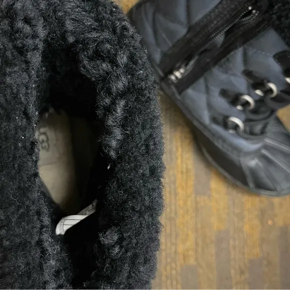 Women Warm water proof UGG boots