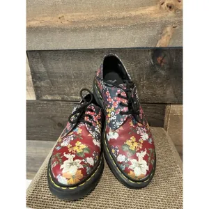 Women's Doc Martens Size 6 with Painted Flower's EUC AW004