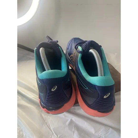 Women's GT-2000 8 Trail Running/Training Tennis Shoes-Size 9.5-Excellent Cond.