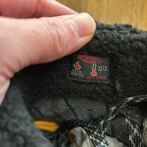 Women’s‎ Keen Insulated Boots. Size 6.5 Black Snow Rain