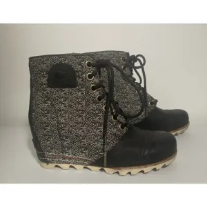 Women’s Sorel NL2265 Lexie Black Leather Wedge Winter Snow Ankle Boots Size 8