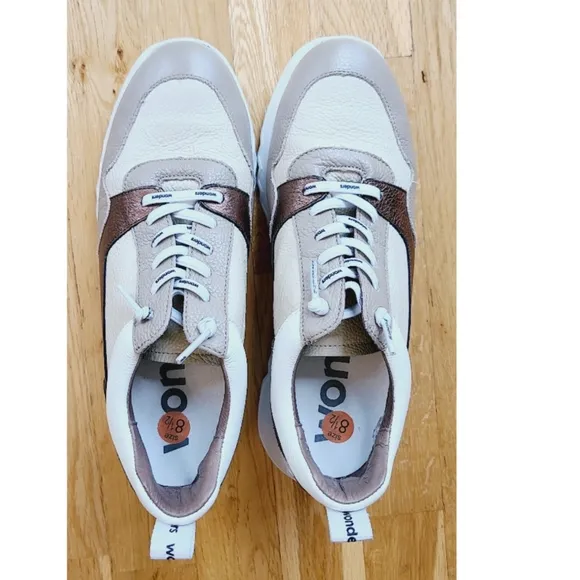 Wonders Suki Sneaker Comfort Chunky Wedge Size US 8.5