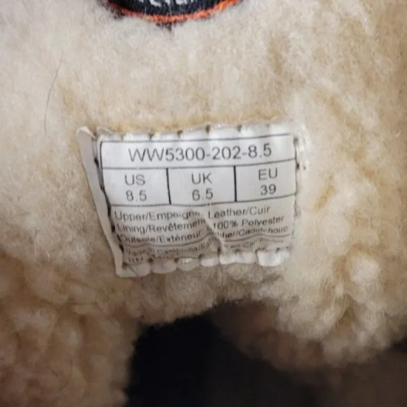 Woolrich Fully Wooly Winter Boots Brown Fuzzy Waterproof Size 8.5