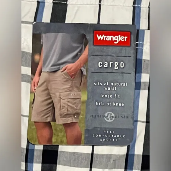 Wrangler Men’s Size 42 Cargo Striped Loose Fit Cotton Summer Work Shorts