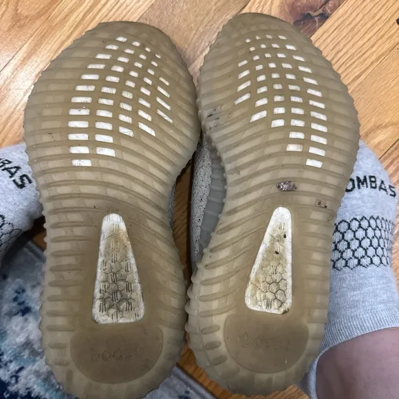 Yeezy Gray and Black Sneakers Boost 350 V2
