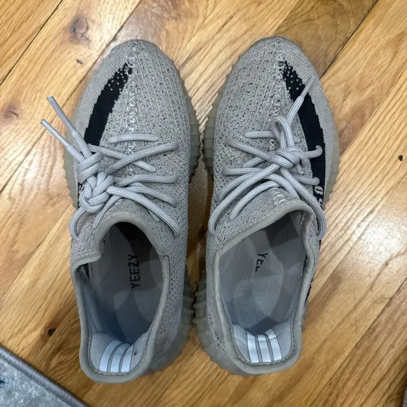 Yeezy Gray and Black Sneakers Boost 350 V2