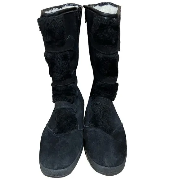 Yodelers black faux fur winter boots Vintage size 8 fuzzy and warm