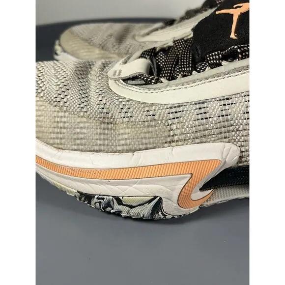 Youth Shoe Size 4.5 Jordan 36