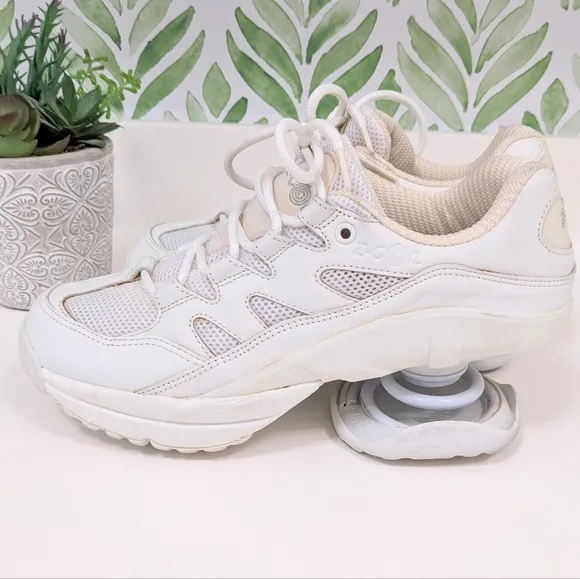 Z-Coil Freedom Women Size 8 Pain Relief Spring Heel Comfort Walking White Shoe